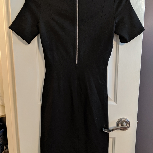 Aritzia Mignonne Dress - Picture 5 of 5